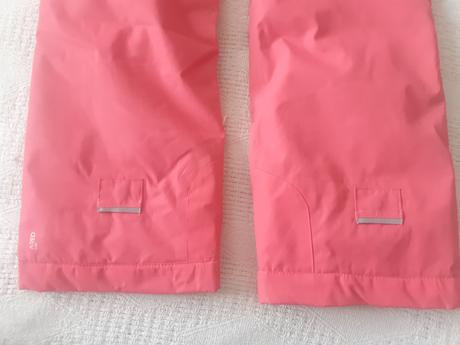 Kvalitné lyžiarske nohavice, 158