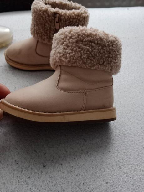 Cizmy a gumaky, zara,21