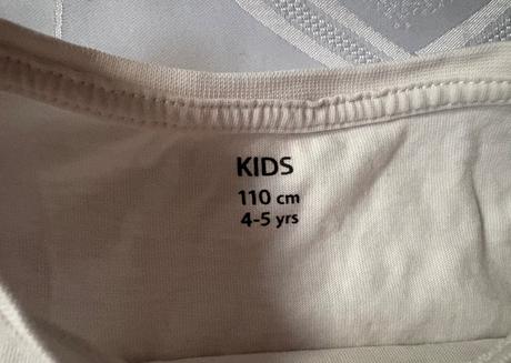 Krasne tricko s maslickou a volanikmi, h&m,110