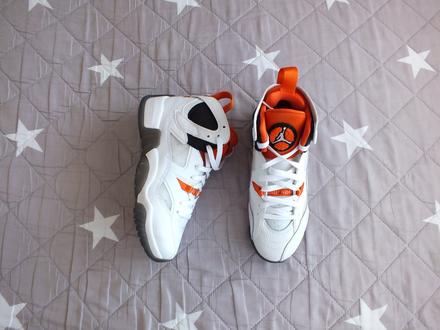 Tenisky jordan, air jordan,38