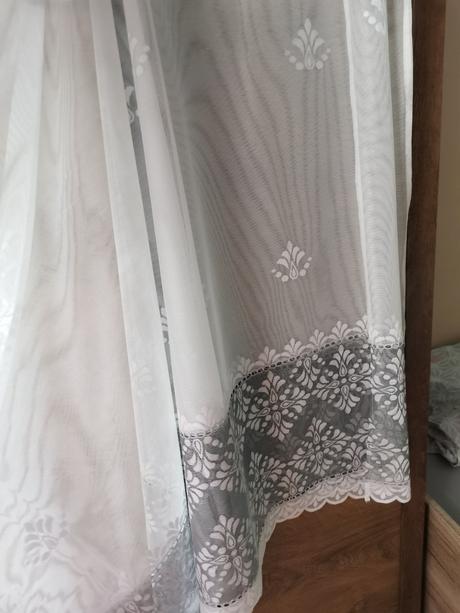 Záclony okno balkón,