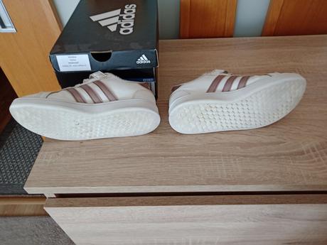 Dievčenské botasky zn.adidas veľ.30, adidas,30