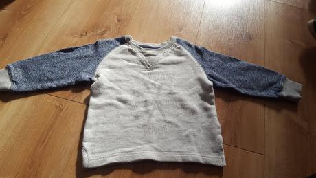 Sivá mikinka č.92, 92