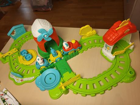 Farm train baby clementoni,