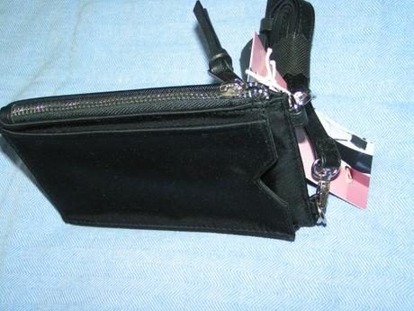 Taštička na mobil, tchibo