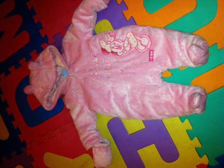 Overal na zimu , disney,<50