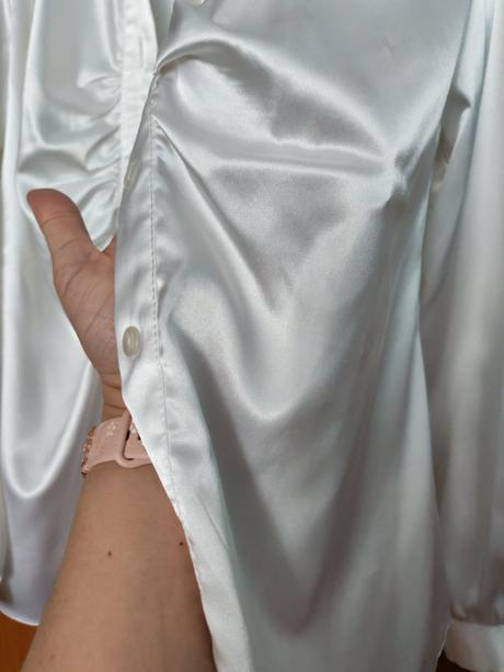 Saténová blúzka, m