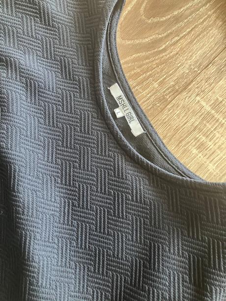 Krátke čierne šaty, l