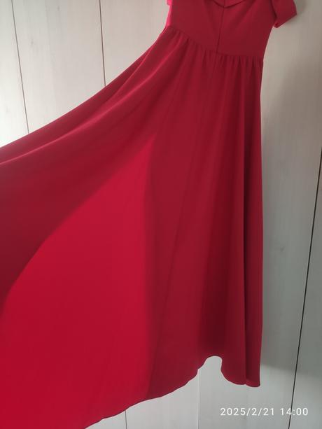 Červené dlhé spoločenské šaty, s