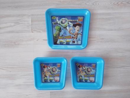 Taniere a misky pre deti,