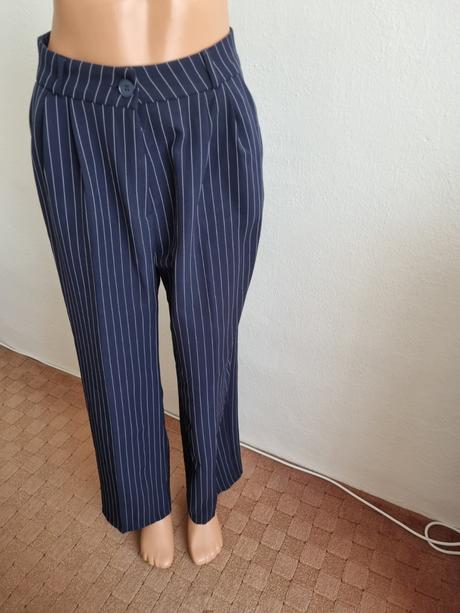 Modré biznis nohavice s pásikmi veľ. m, m