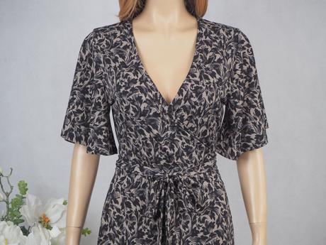 Luxusné zavinovacie šaty ahléns, 38