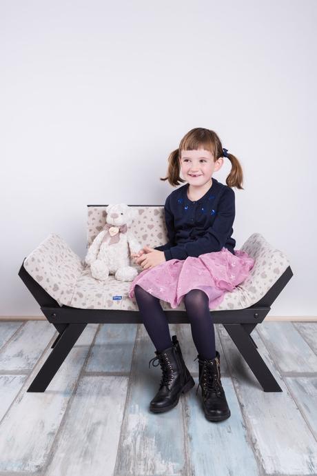 Dievcensky tmavomodry svetrik s hviezdickami, h&m,128