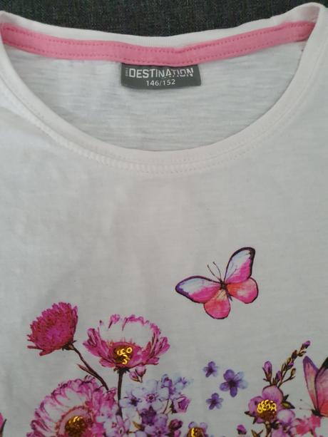 Tricko s volanom a s kvietkami, 152