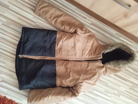 Predám chlapčenskú vetrovku, 164