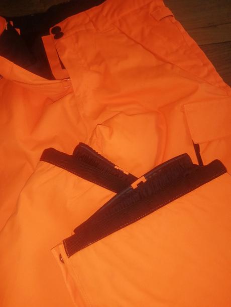 Lyžiarske nohavice dc, quiksilver,164