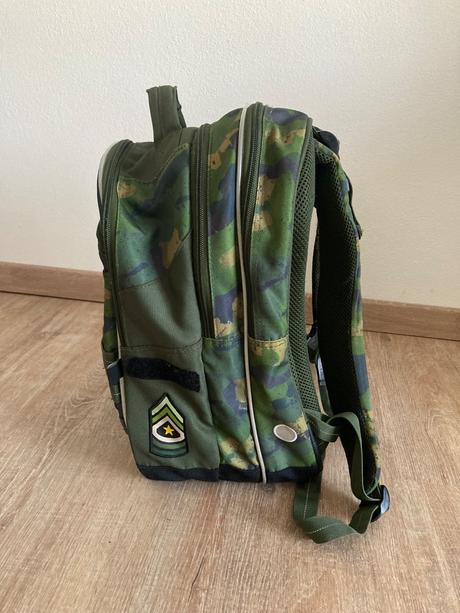 Predam skolsku tasku, 