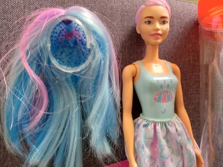 Color reveal barbie,