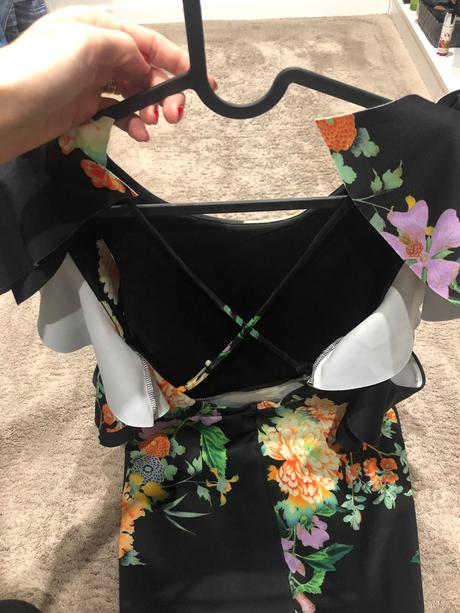 Spolocenske saty, 40