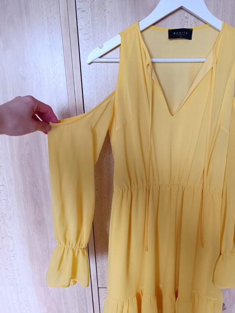Banánovo žlté šaty s volánmi a s odhalenými ramena, mohito,xs