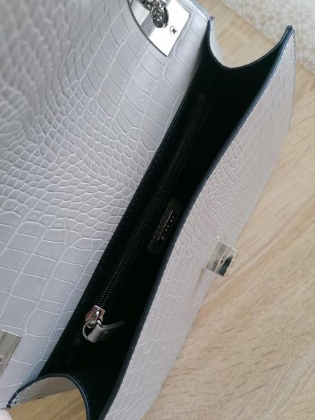 Dámska kabelka, carpisa