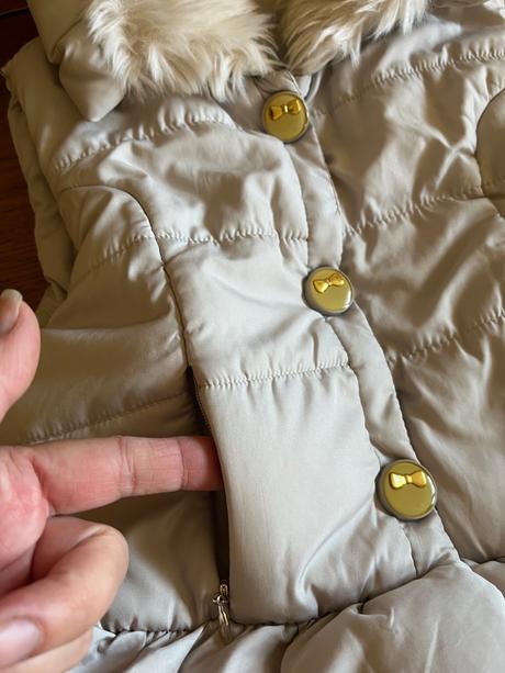 Rozkošná vesta mayoral s kožušinkovým golierom, mayoral,134