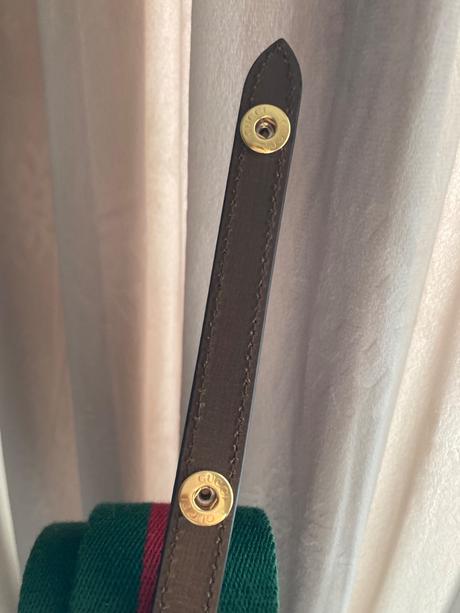 Gucci ramienko na kabelku, gucci