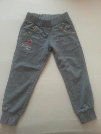 Balicek tepl.+svetrik na donos.3,50eur, 104–116