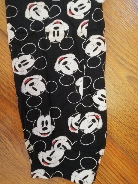 Pyzamko nenosene, disney,xs