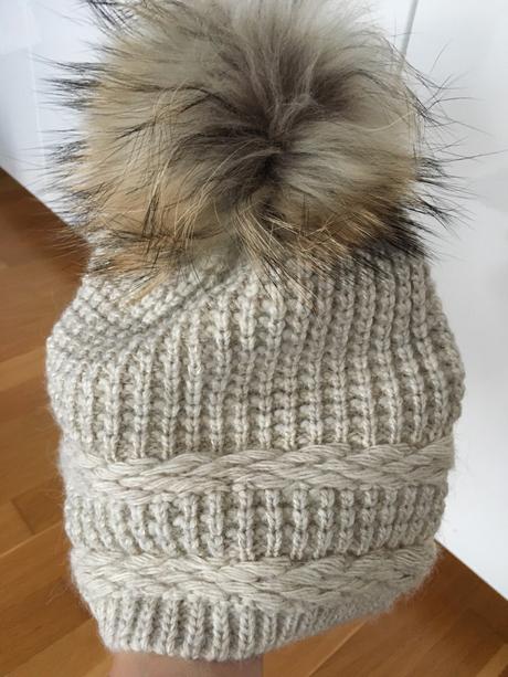 Zimna ciapka s naturalnou kozusinou, 116