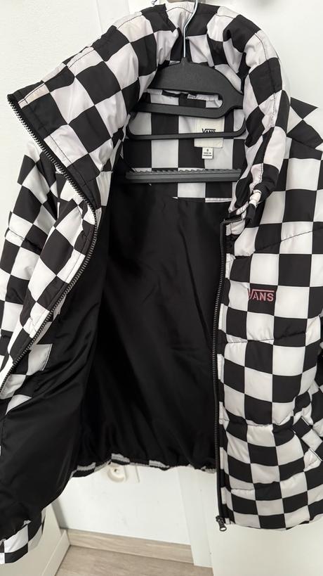 Značková bunda vans s, s