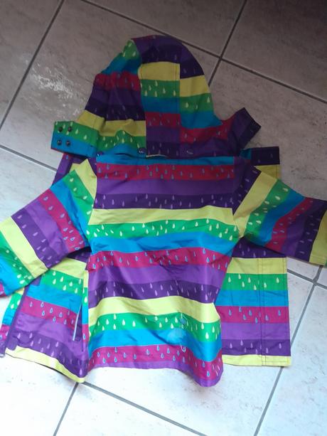 Bunda do dažďa, 92