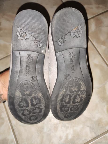 Balerínky, kornecki,31