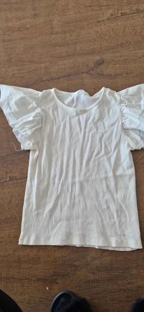 Tricko, reserved,164