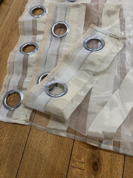 Elegantné pruhované závesy na krúžkoch 2 ks,
