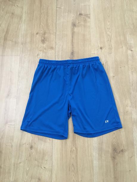 Futbalové šortky, 152