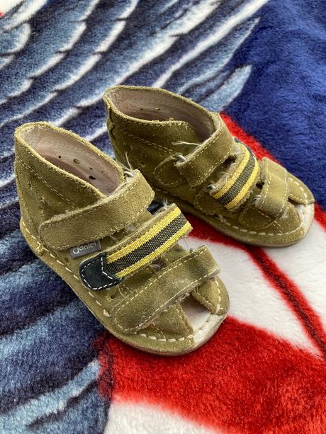 Sandálky ortopedické, 19