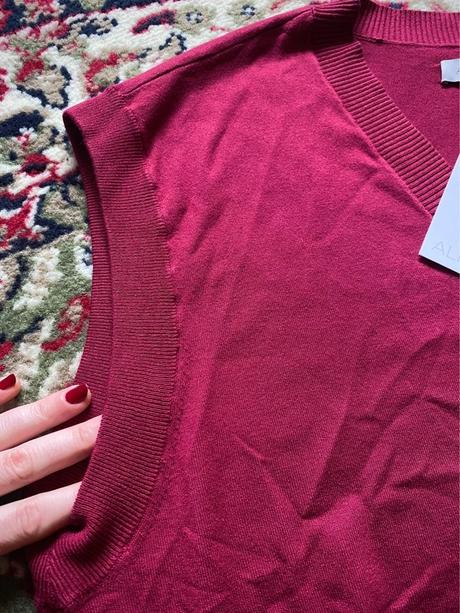 Vestové šaty vivid burgundy,