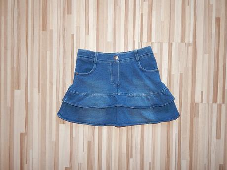 Modrá sukňa, topolino,110