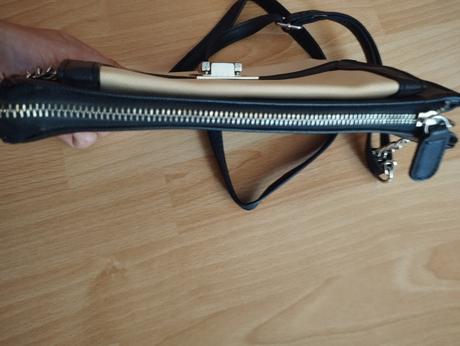 Béžovočierna crossbody kableka, f&f