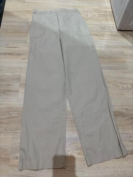 Tenké nohavice s az m, s