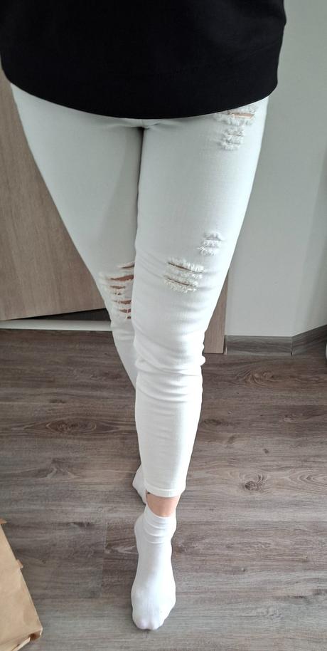 Biele skinny rifle, m