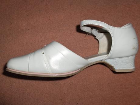 Dievčenské slávnostné sandálky, 35