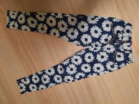 Dzinsy margaretka 6-7 rokov, f&f,116