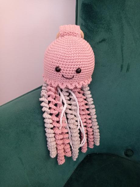 Háčkovaná medúza, 