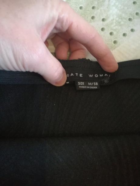 Trblietavá vzorovaná sukňa, m