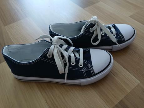 Pár krát obuté platenky, firefly,34