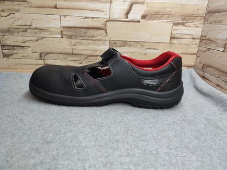 Wintoperk 45 - pánska celokožená bezpečnostná obuv, 45