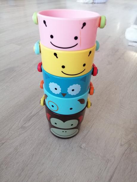 Poháriky do vody skip hop, 