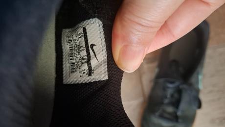 Predám halovky, nike,38